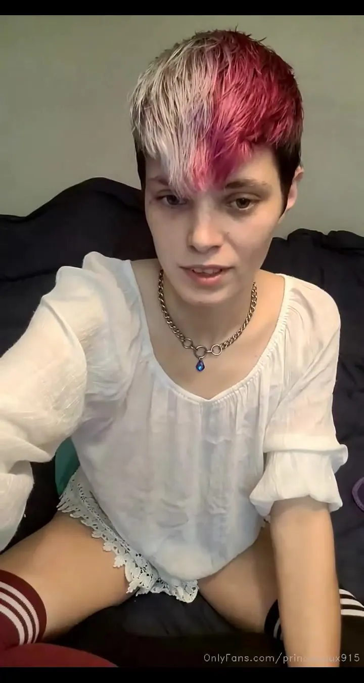 Princesslux915 peels her top off and moans as she works a pink suction toy over her pierced nipples
