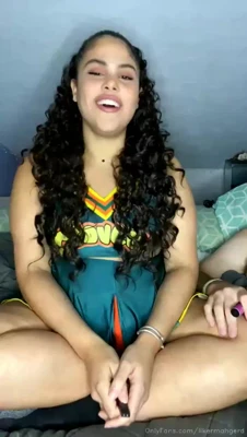 Pulling her top down, Gabby Z lets her heavy tits bounce free