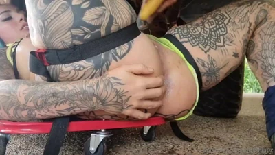 Tattedflapz gets her tight ass stuffed on a creeper under the ATV